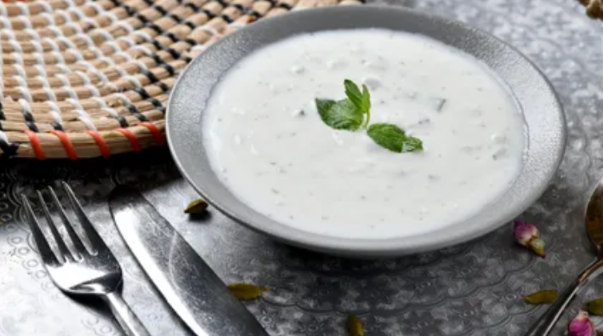 Yoghurt salad