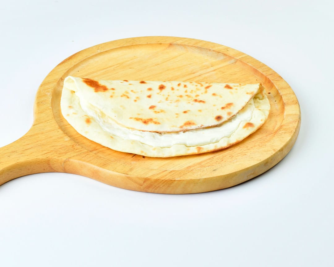 Plain Labneh Manakish