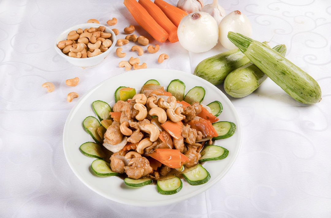 Chicken with Cashew Nuts